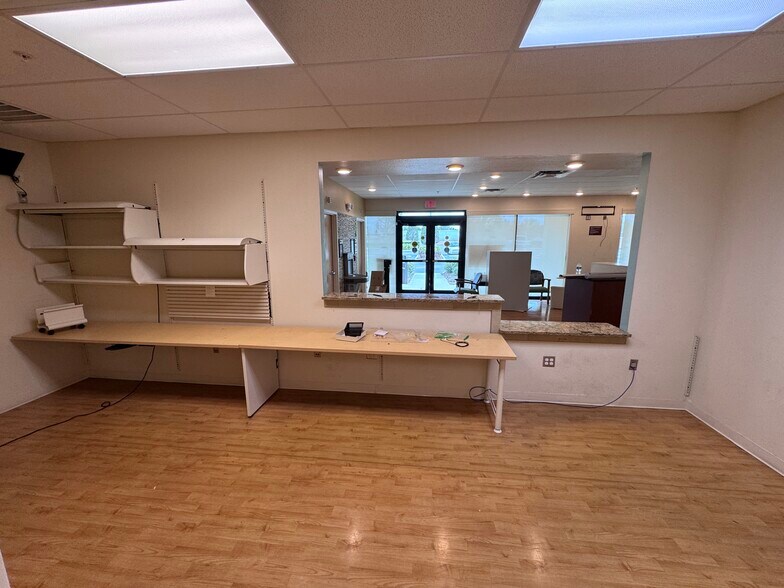 More Photos Of 5901 US Highway 27 S, Sebring Medical For Lease