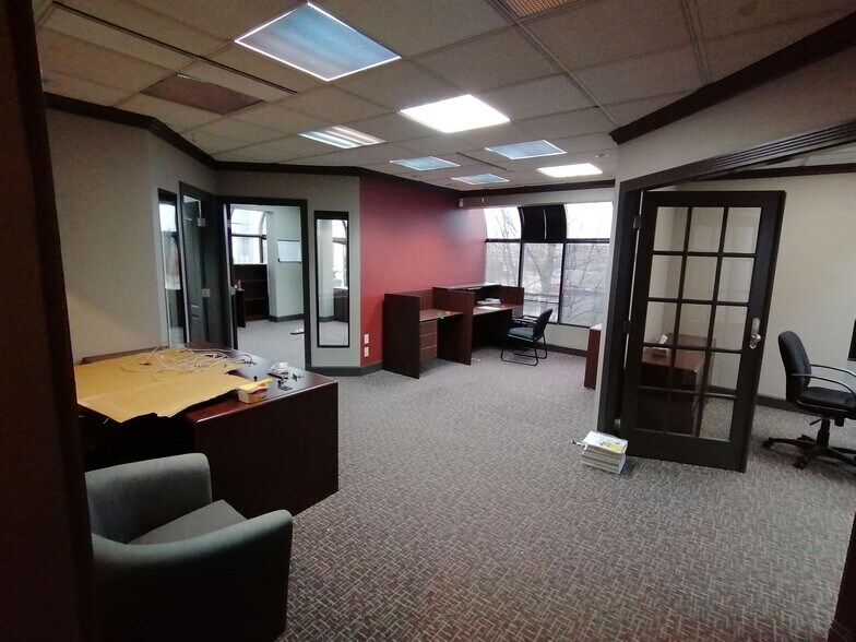 More Photos Of 6660 Graybar Rd, Richmond Warehouse For Sale