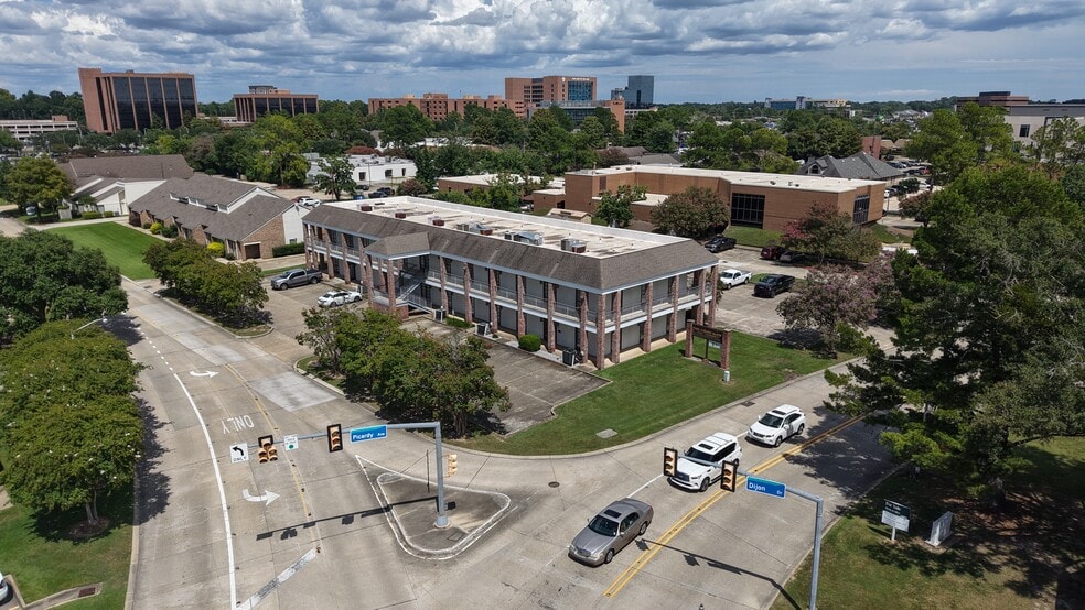 More Photos Of 7423 Picardy Ave, Baton Rouge Medical For Lease