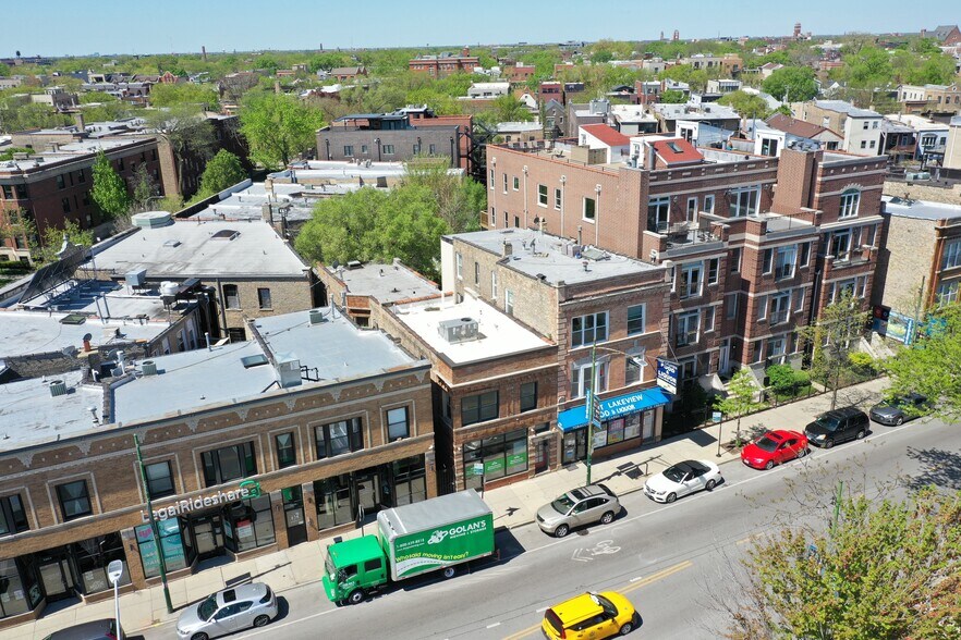 More Photos Of 3812 N Clark St, Chicago Storefront Retail Residential For Sale