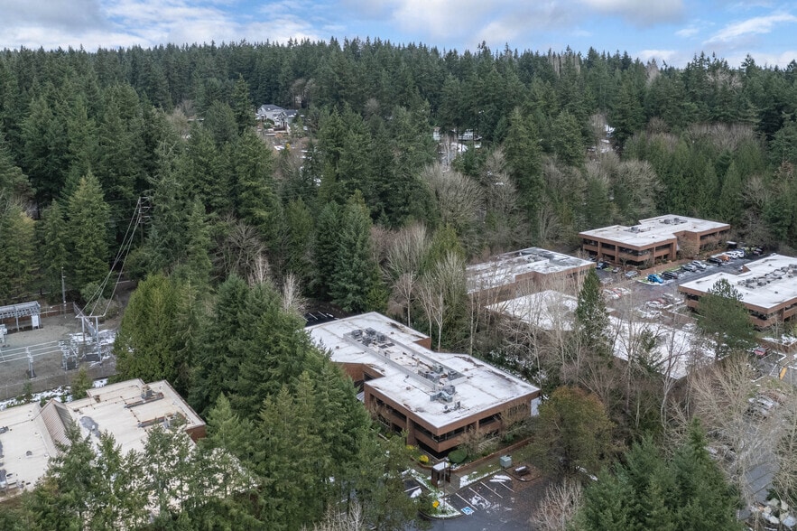 More Photos Of 2320 130th Ave NE, Bellevue Unknown For Lease