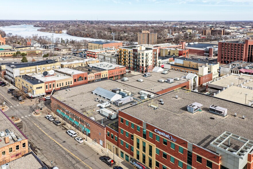 More Photos Of 600-660 W Saint Germain St, Saint Cloud Freestanding For Sale