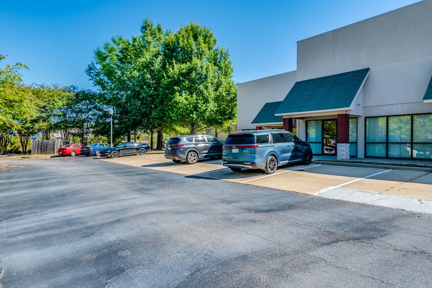 More Photos Of 480 N Dean Rd, Auburn Light Distribution For Lease