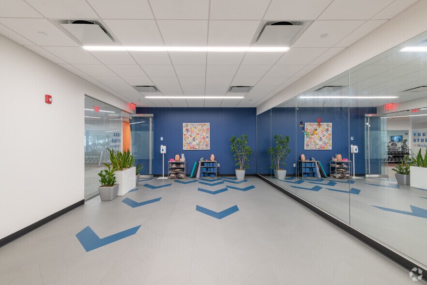 More Photos Of 700 Nickerson Rd, Marlborough Unknown For Lease