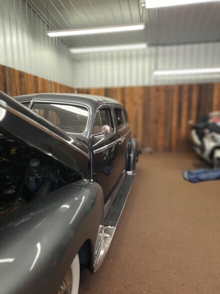 More Photos Of 1124 E Houston Ave, Crockett Freestanding For Sale