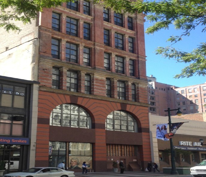 More Photos Of 726-728 Market St, Philadelphia Apartments For Lease