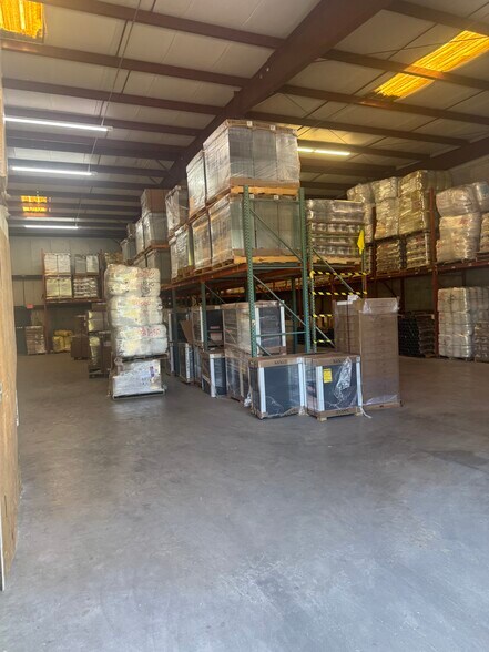 More Photos Of 1426 NE 8th Ave, Ocala Warehouse For Sale