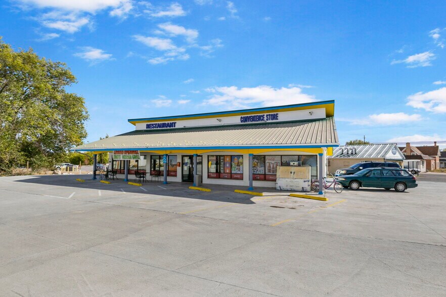 More Photos Of 10 E Main St, Castle Dale Convenience Store For Sale