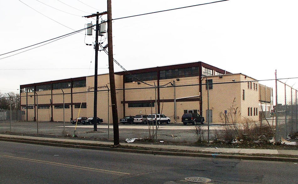 Primary Photo Of 541 W Ingham Ave, Trenton Manufacturing For Sale