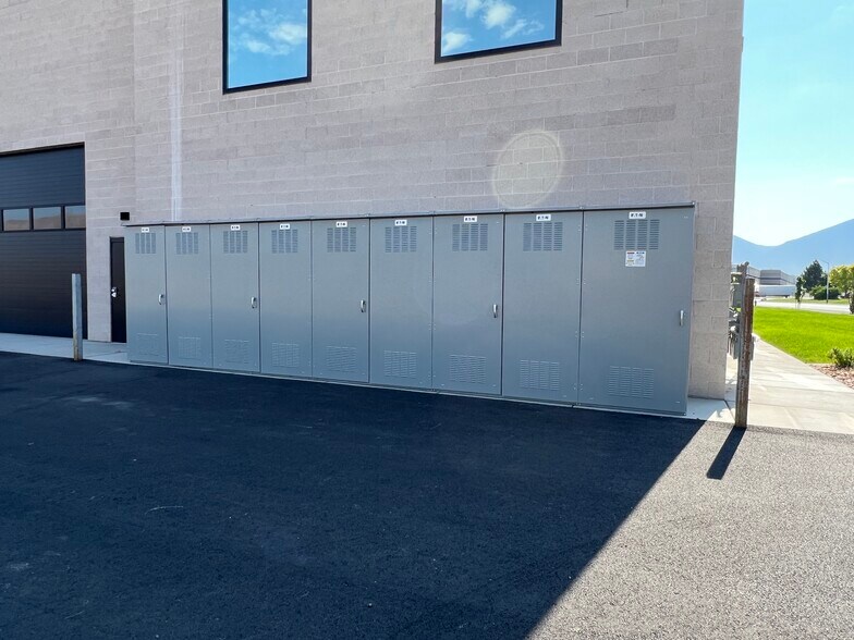 More Photos Of 1548 American Way, Payson Warehouse For Lease