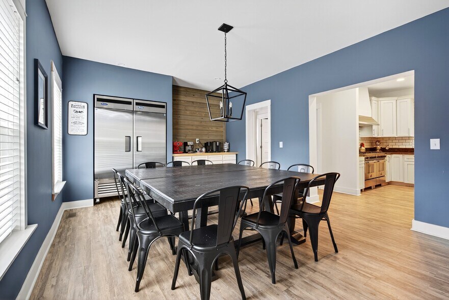 More Photos Of 8026 Buck Creek Rd, Marion Apartments For Sale