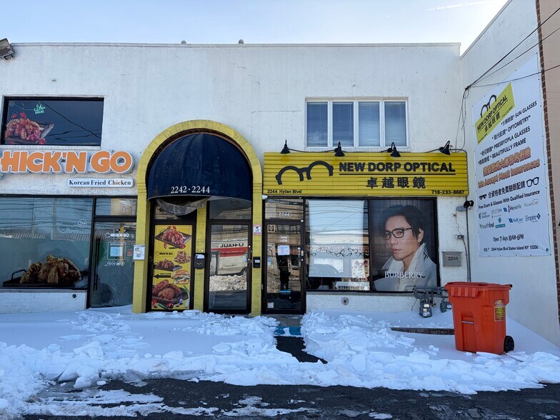 Primary Photo Of 2242-2244 Hylan Blvd, Staten Island Storefront Retail Office For Lease