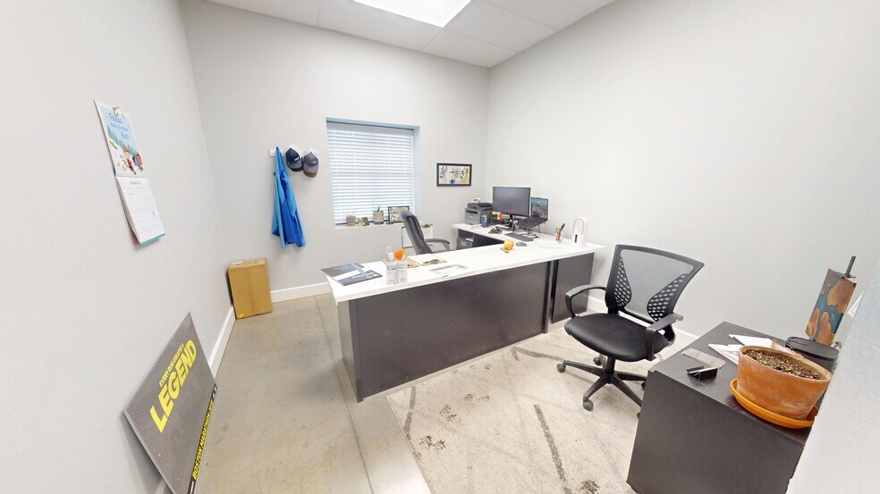 More Photos Of 7019 Burleson Rd, Austin Warehouse For Sale