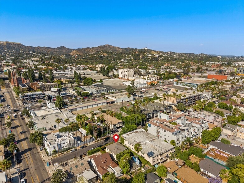 More Photos Of 6046 Carlton Way, Los Angeles Apartments For Sale