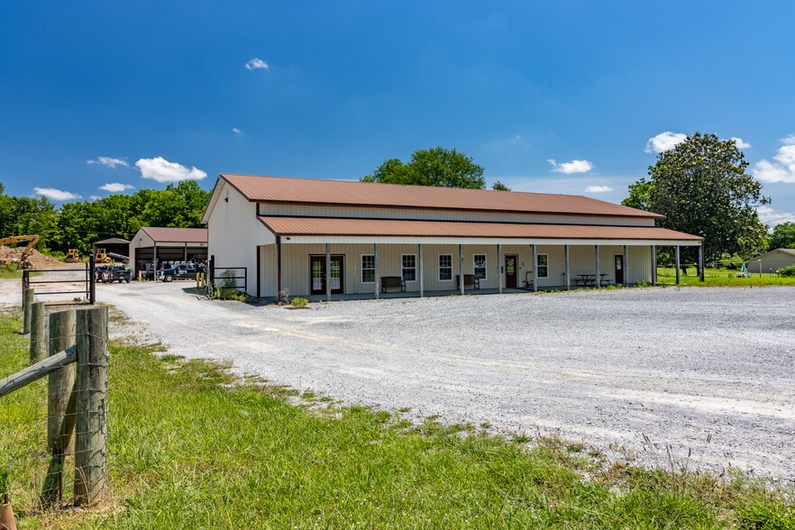 More Photos Of 10516 Highway 58, Ooltewah General Retail For Sale