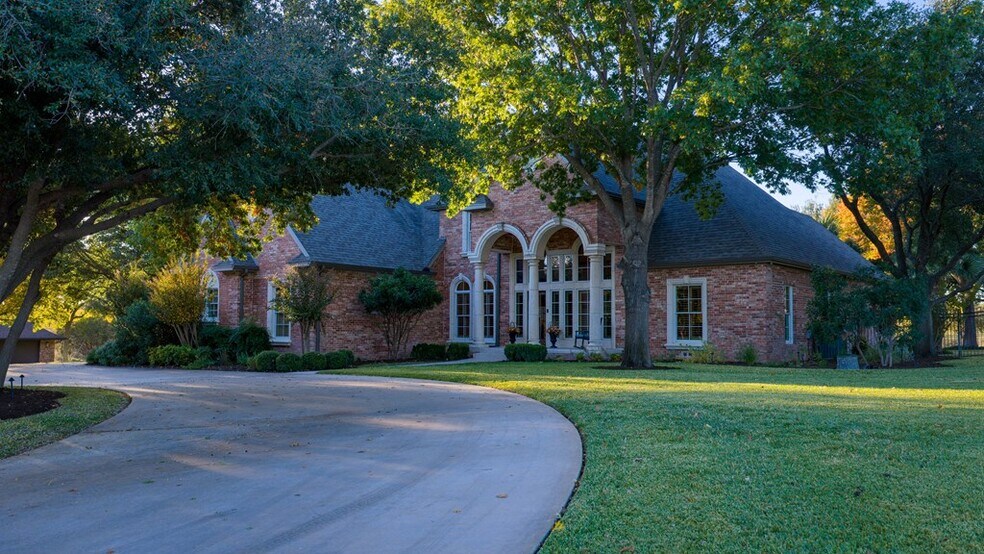 More Photos Of 2409 Commerce st, San Saba Land For Sale