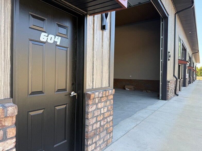 More Photos Of 144 McCrary Rd, Mooresville Industrial For Sale