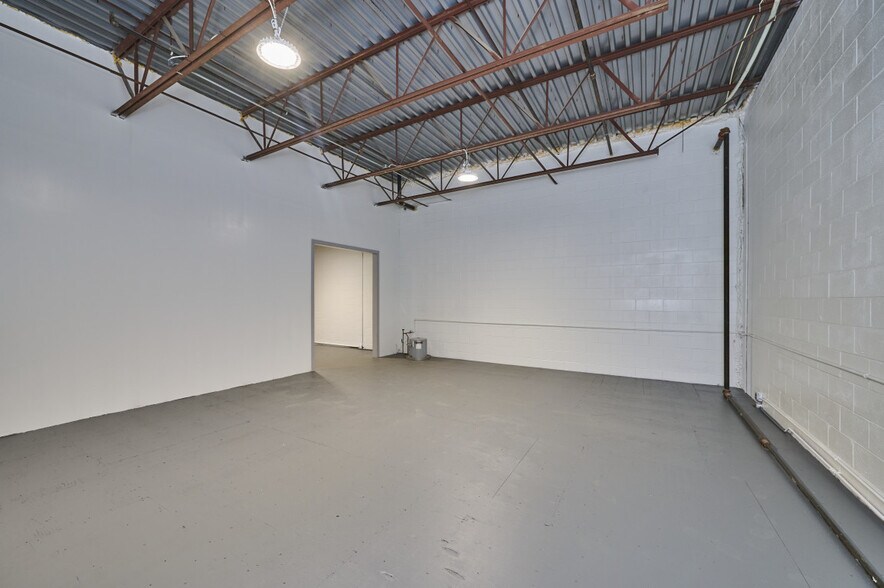 More Photos Of 1 Melvin unit C St, Wakefield Industrial For Lease