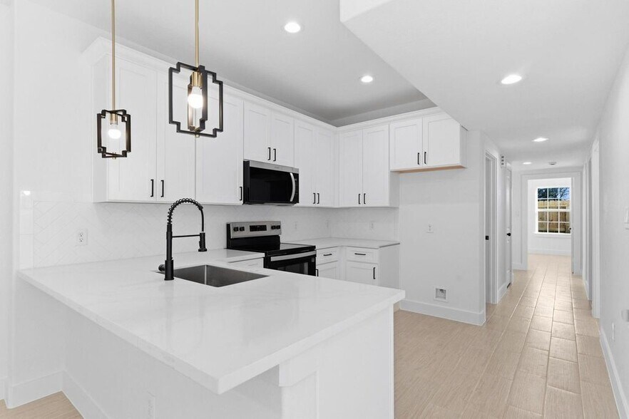 More Photos Of 428 Rhode Island st, Houston Apartments For Sale