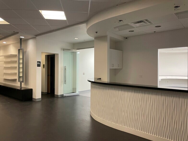 More Photos Of 1760 E Pecos Rd, Gilbert Medical For Lease