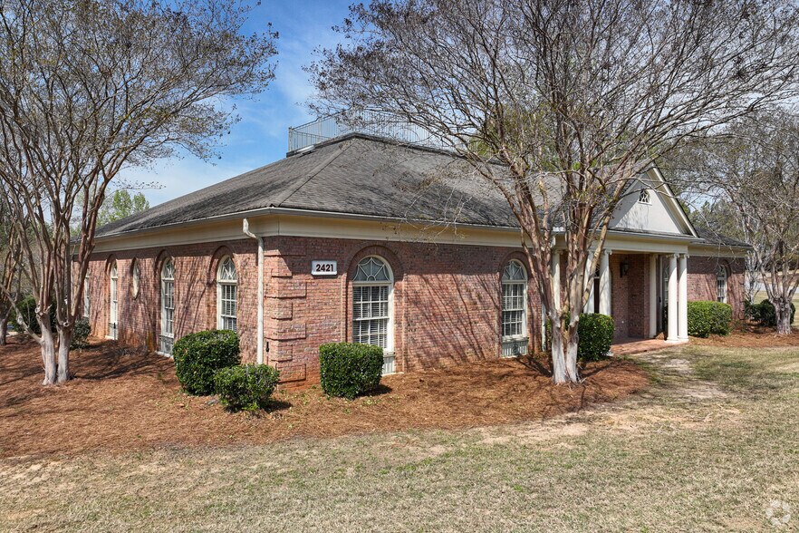 More Photos Of 2421 Brookstone Centre Pky, Columbus Medical For Lease