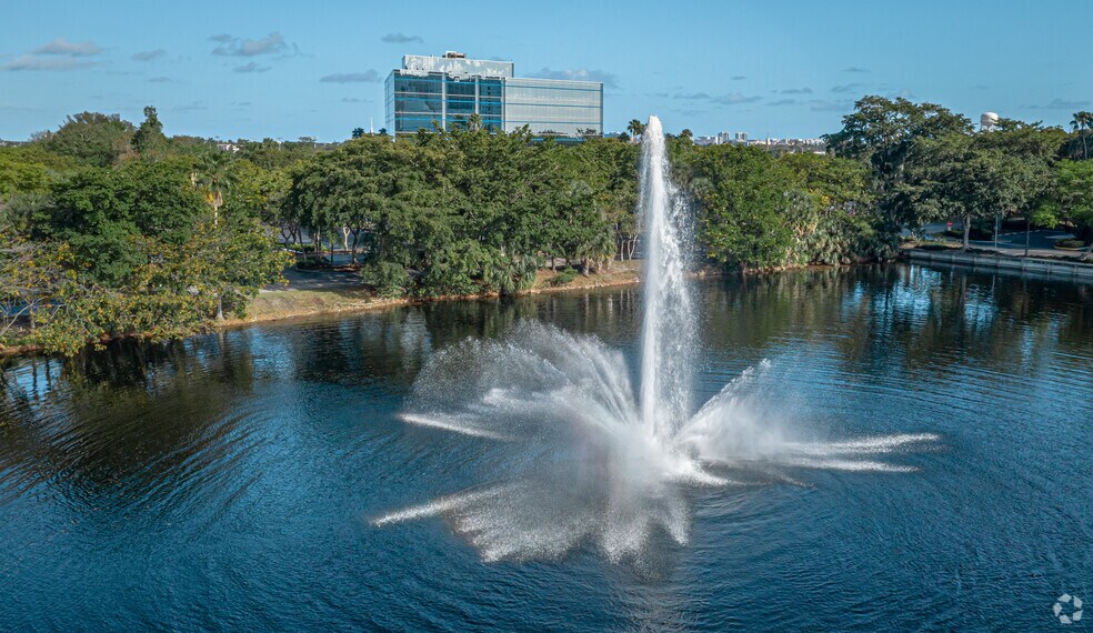 More Photos Of 800 Corporate Dr, Fort Lauderdale Office For Lease