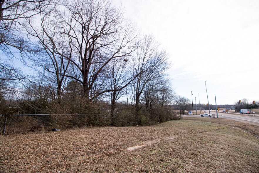 More Photos Of 00 Newsome, Henderson Land For Sale