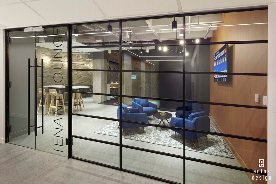 More Photos Of 4040 N Central Expy, Dallas Office For Lease