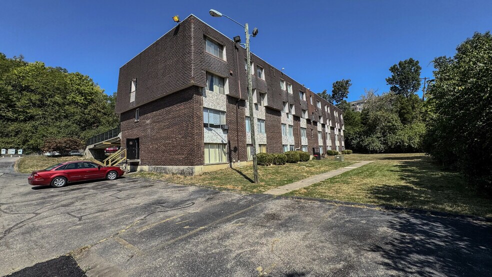 More Photos Of 5459-5473 Kirby Ave, Cincinnati Apartments For Sale
