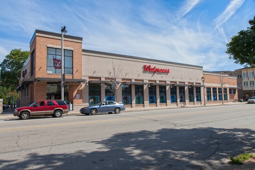 More Photos Of 2826 N Dr Martin Luther King Jr Dr, Milwaukee Drugstore For Lease