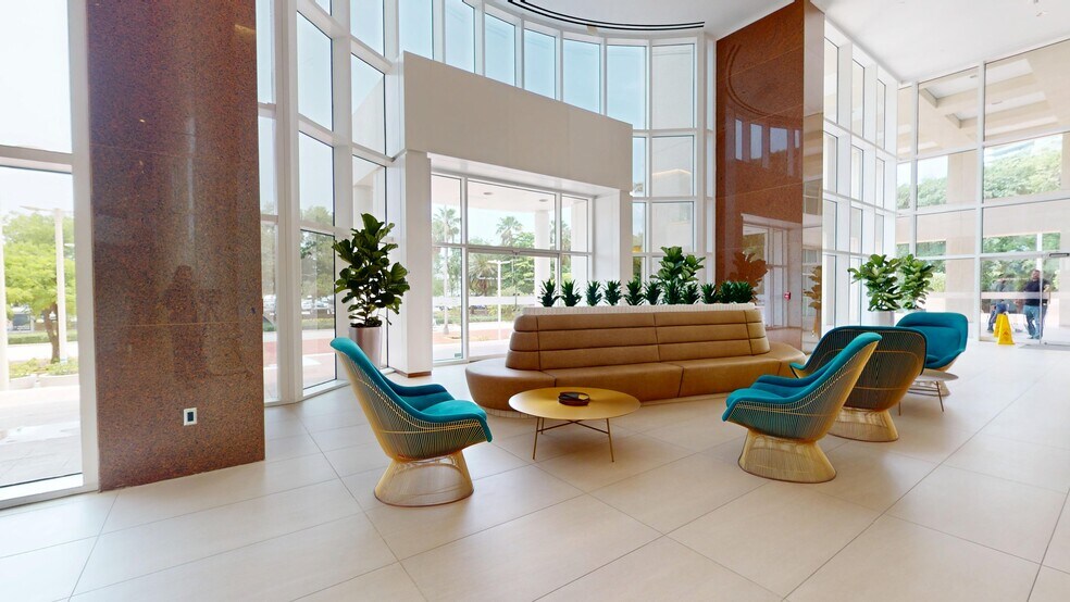 More Photos Of 2601 S Bayshore Dr, Coconut Grove Office For Lease