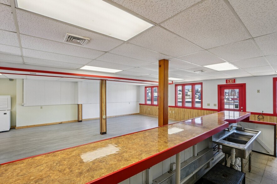 More Photos Of 1409 NW Central Ave, Seaside Park Freestanding For Sale