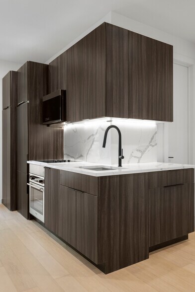 More Photos Of 131 Greenpoint Ave, Brooklyn Storefront Retail Residential For Sale