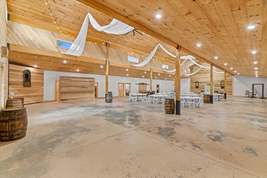 More Photos Of 2948 Holly Creek Cool Sprgs Rd, Chatsworth Specialty For Sale