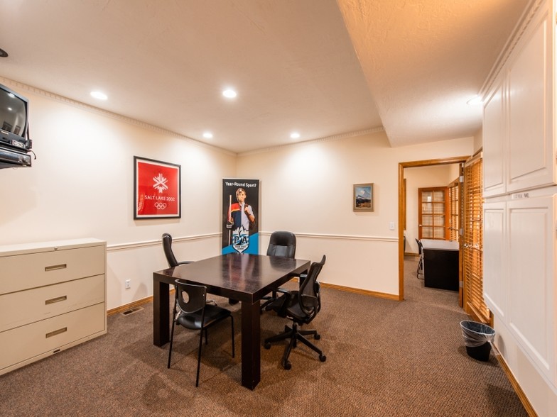 More Photos Of 1762 Prospector Ave, Park City Office For Sale