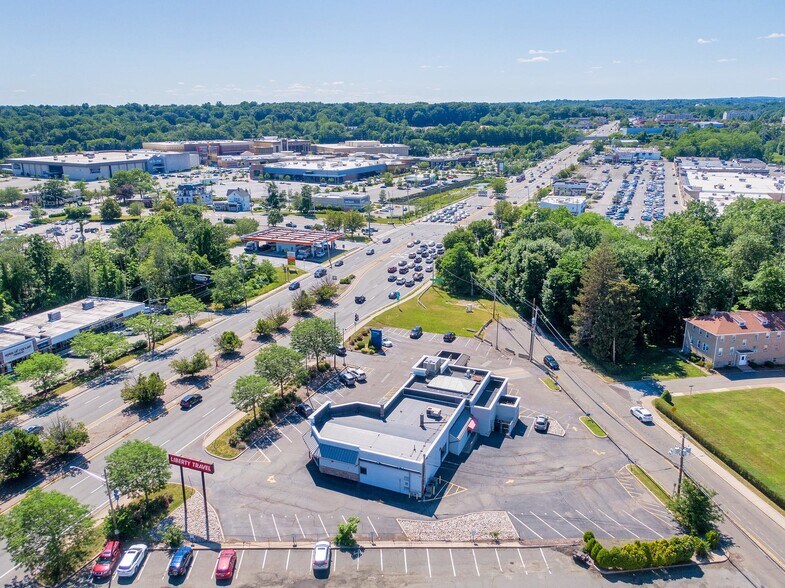 More Photos Of 52 E Rt-59, Nanuet Freestanding For Lease