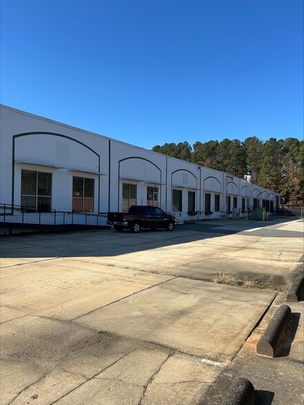 Primary Photo Of 2315 Atlantic Ave, Raleigh Warehouse For Lease