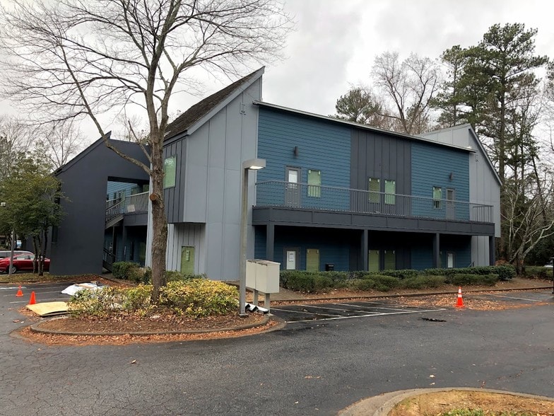 More Photos Of 3081 Holcomb Bridge Rd, Norcross Unknown For Lease