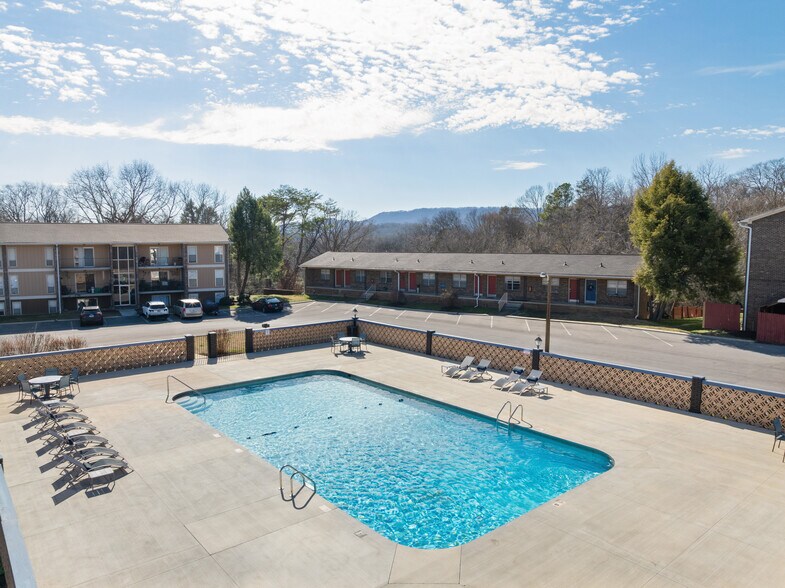 More Photos Of 300 W Midvale Ave, Chattanooga Apartments For Sale
