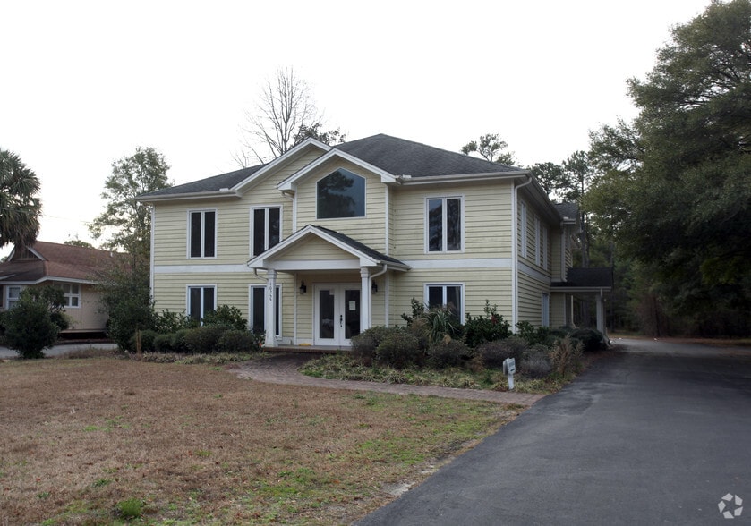More Photos Of 10255 Beach Dr SW, Calabash Office Residential For Lease