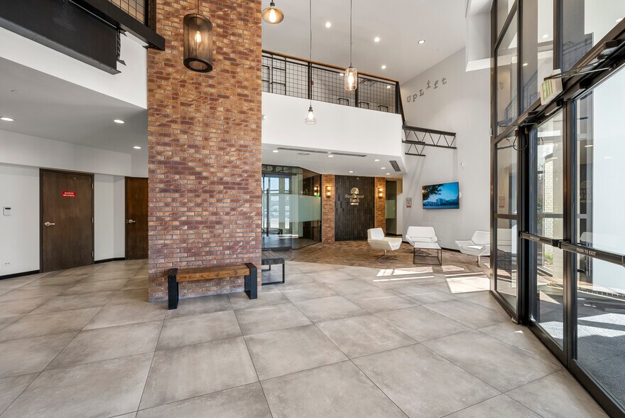More Photos Of 400 W 48th Ave, Denver Office For Sale