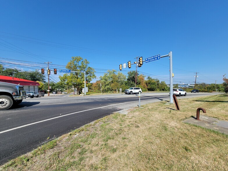 More Photos Of 702 Hookstown Grade Rd, Clinton Land For Lease