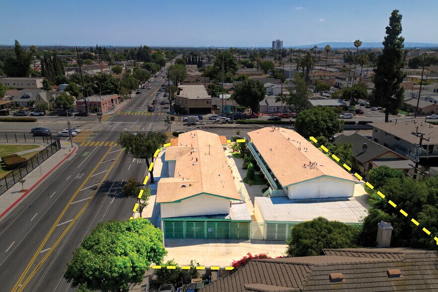 More Photos Of 2821 Randolph St, Huntington Park Apartments For Sale
