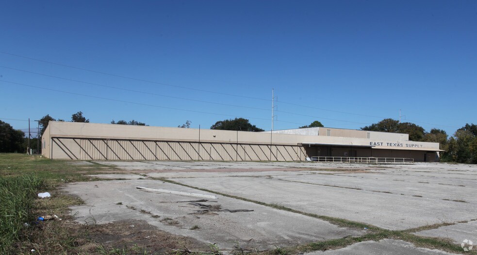 More Photos Of 3835 Gulfway Dr, Port Arthur Warehouse For Lease