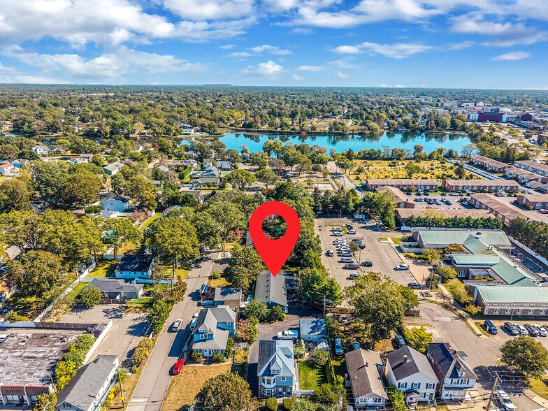 More Photos Of 14-18 Third E Ldl St, Patchogue Flex For Sale