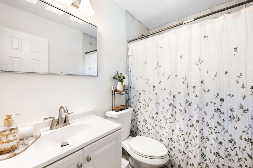 More Photos Of 3910 NW 30th Ter, Lauderdale Lakes Apartments For Sale