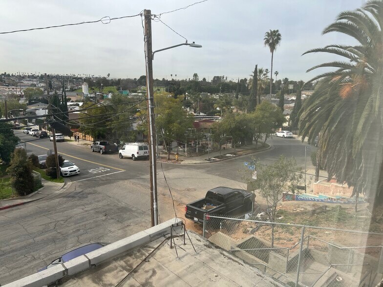 More Photos Of 3303 Floral Dr, Los Angeles Apartments For Sale