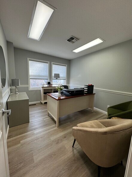 More Photos Of 444 W Washington St, Carson City Office For Sale