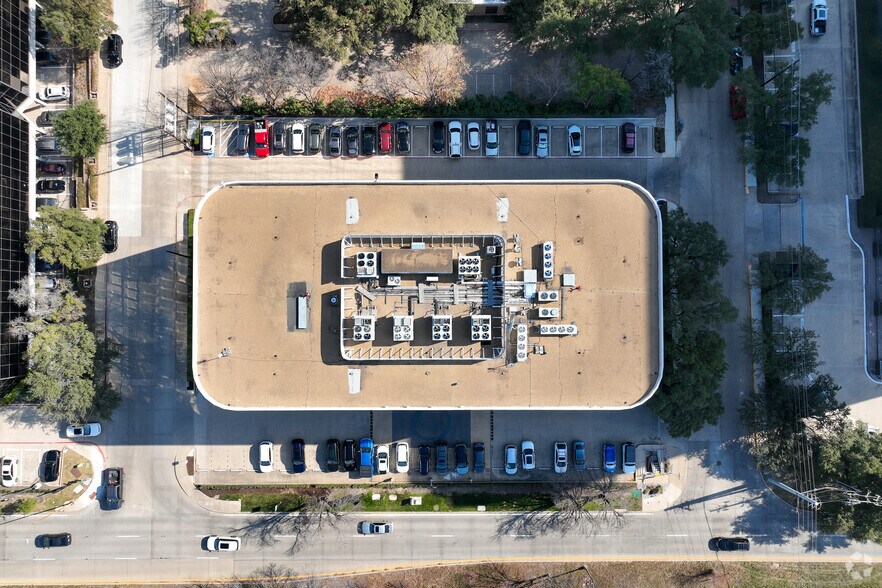 More Photos Of 10100 N Central Expy, Dallas Office For Lease