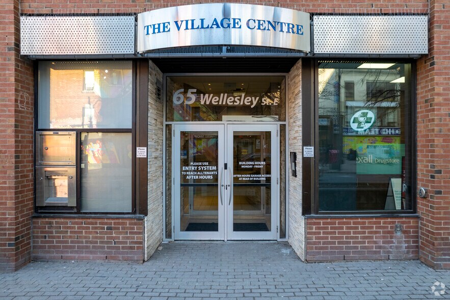 More Photos Of 65 Wellesley St E, Toronto Office For Lease